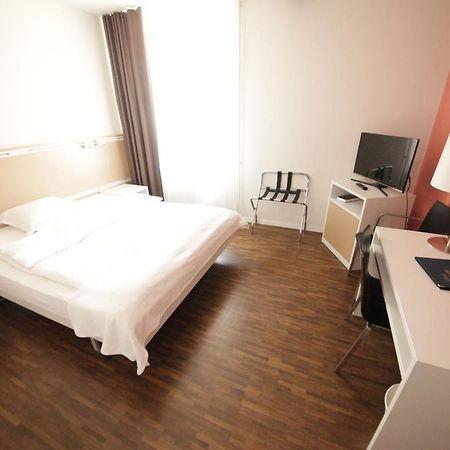 Auberge De Prangins Екстер'єр фото