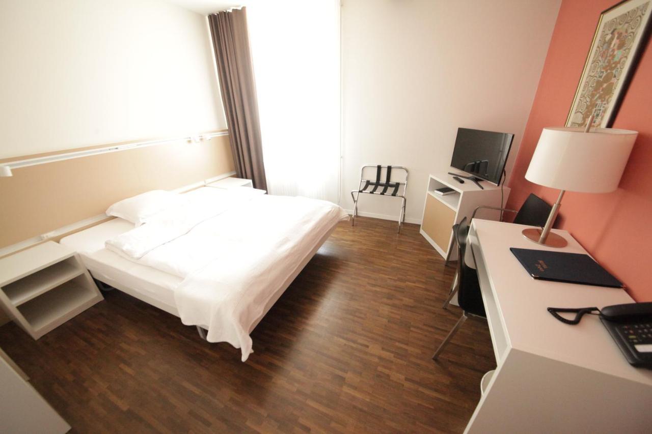 Auberge De Prangins Екстер'єр фото