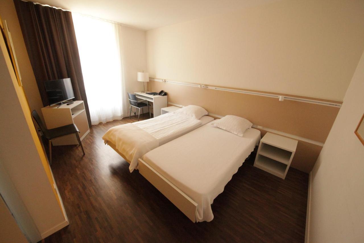Auberge De Prangins Екстер'єр фото